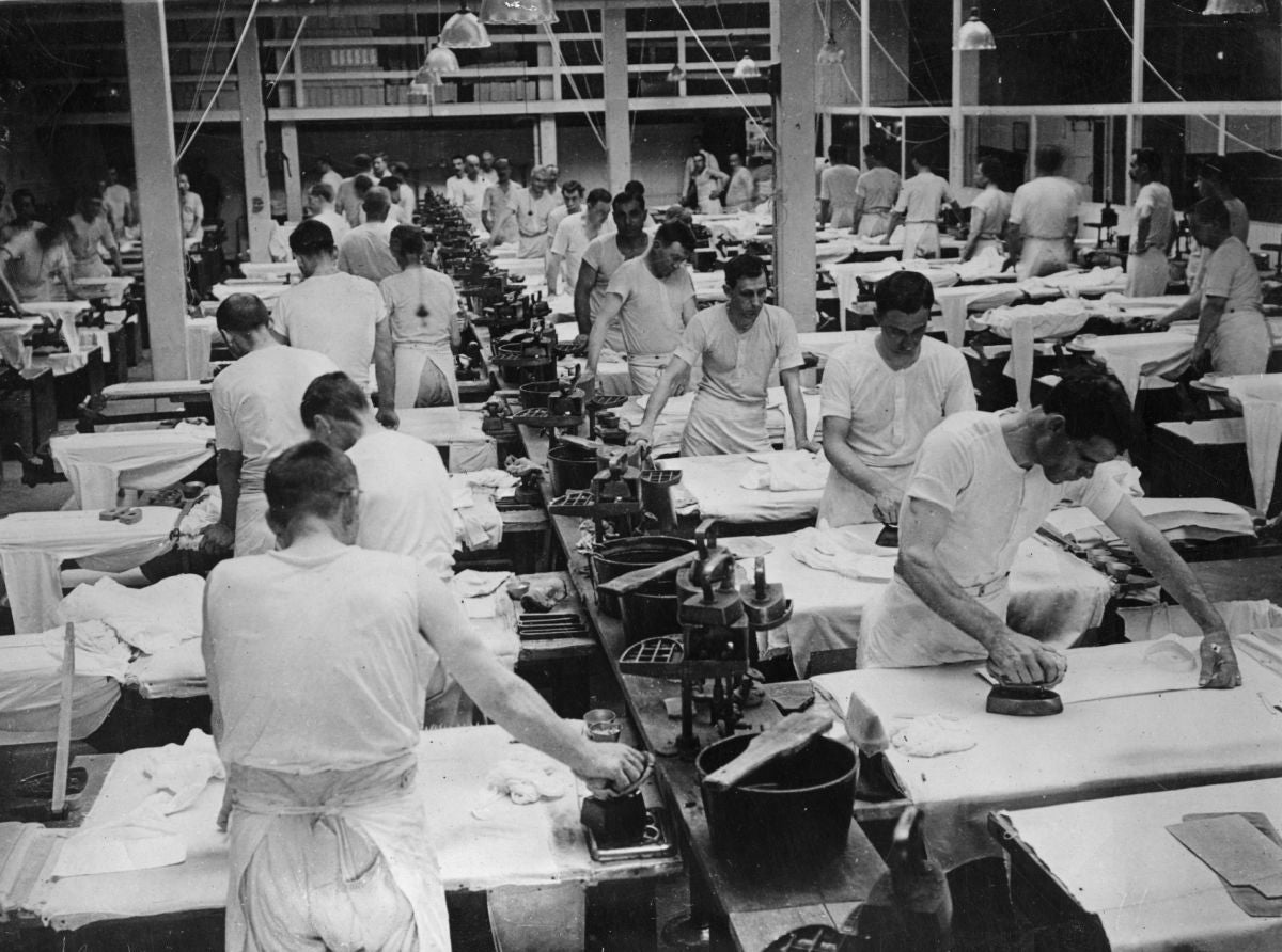 What Is The History Of Shirts Being Manufactured In The USA?